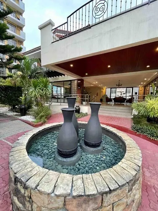 ダバオ　シティ3Br Fully Furnished With Balconyアパートメント フィリピン