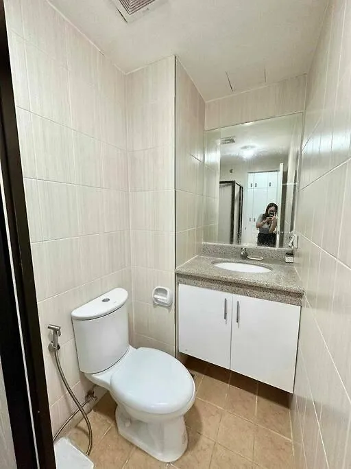 ダバオ　シティ3Br Fully Furnished With Balconyアパートメント アパート ダバオ　シティ